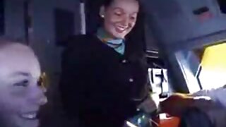 Sušiktas azijietis ant lovos vonioje